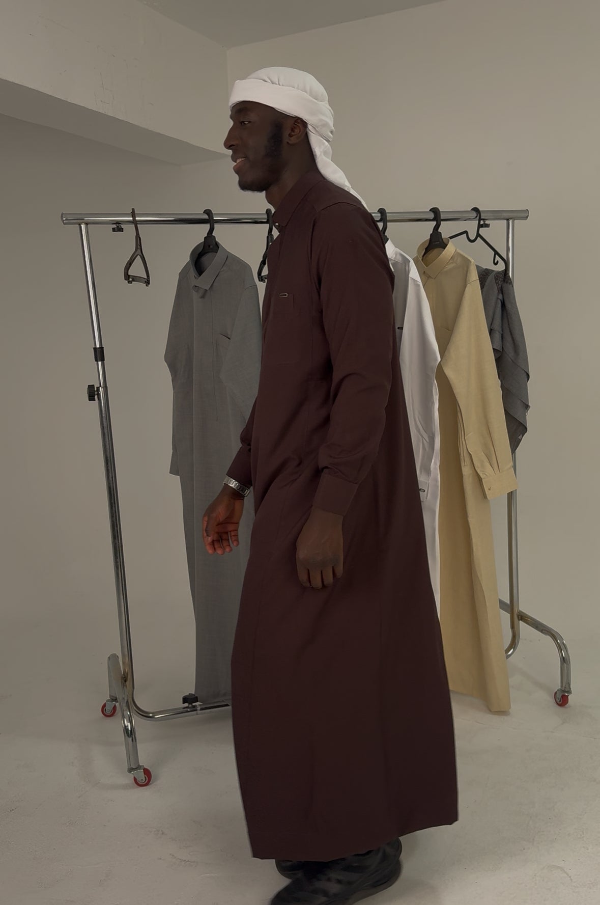 Tailored Thobe Bordeaux Red