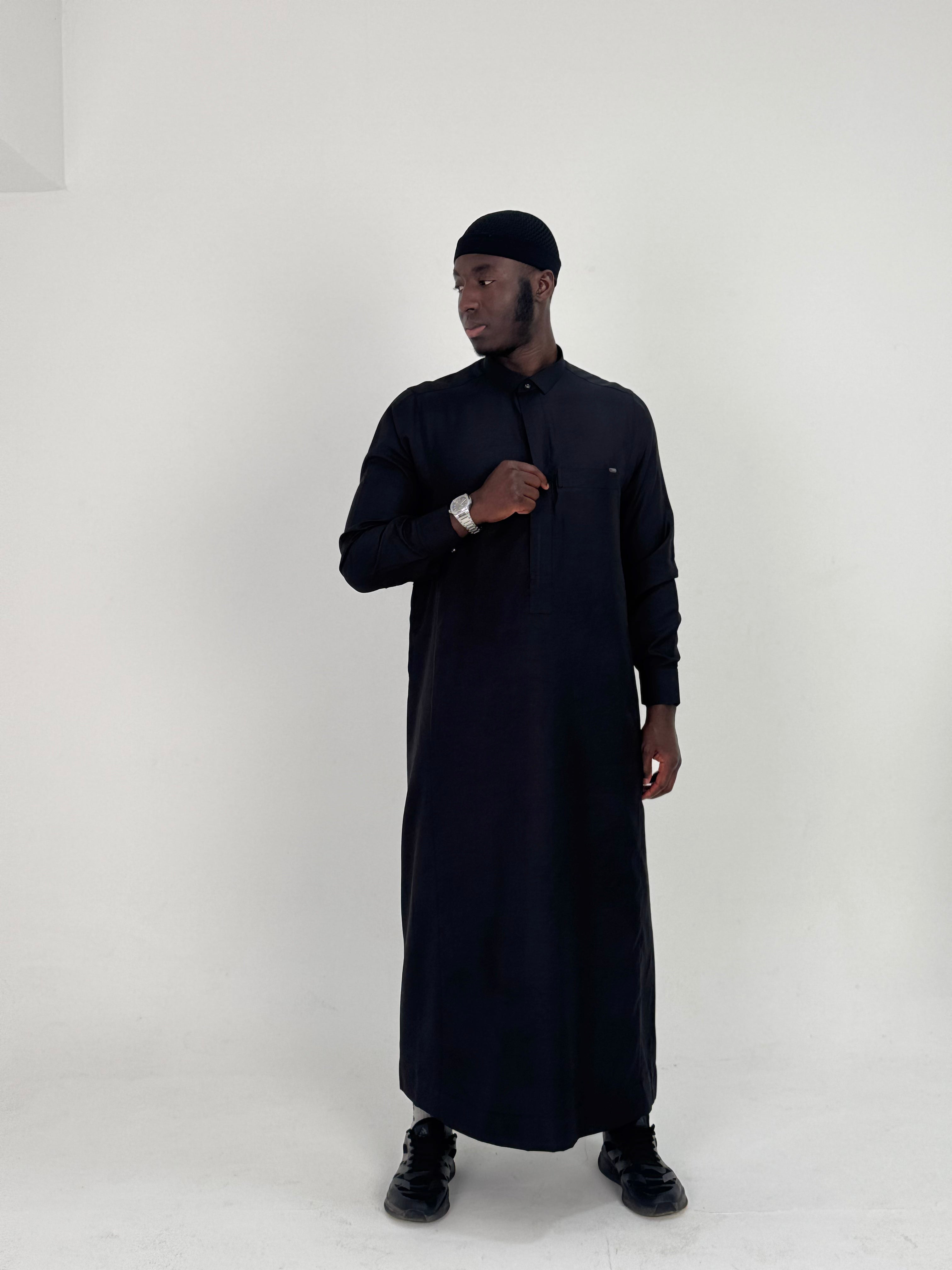 Tailored Thobe Black